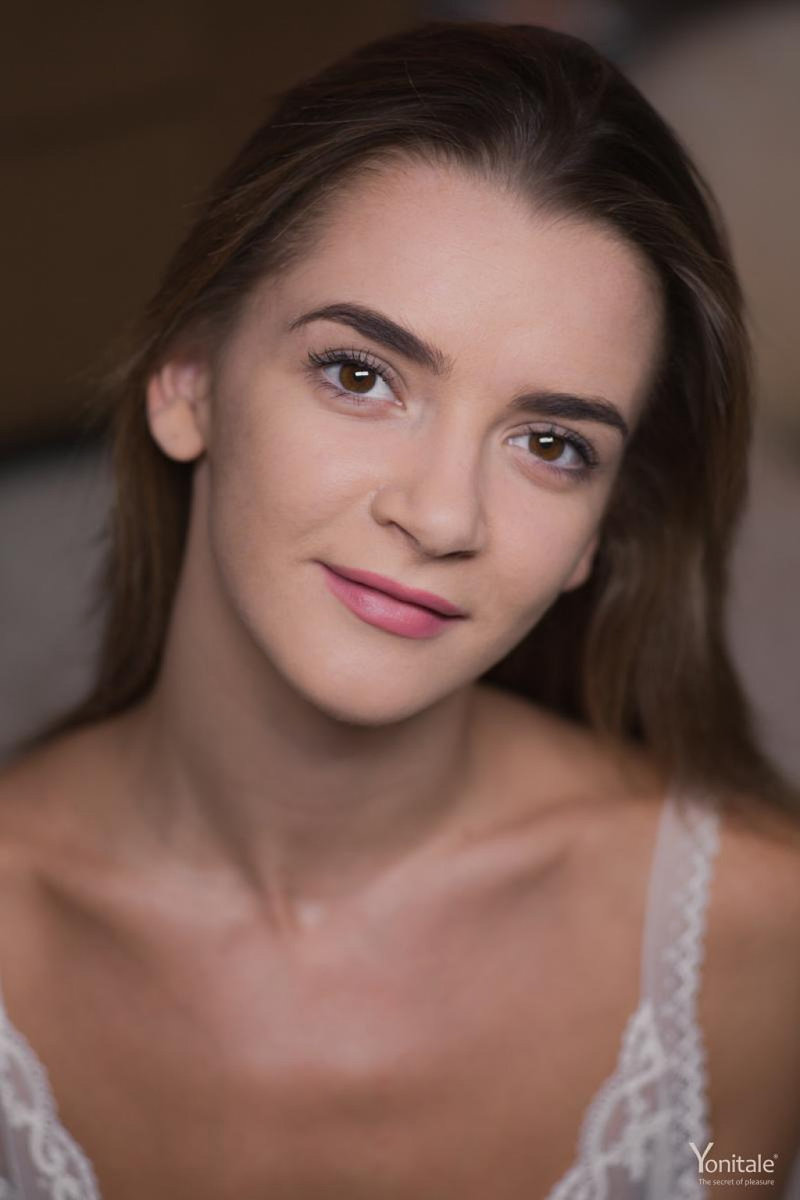 Елена, 21 год, 2 размер груди